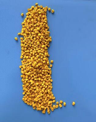 The yellow upgraded colorant is used to color plastics. It has a longer storage time and provides better coloring results.